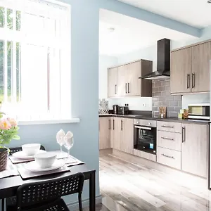 Fully Refurbished North 3 Belfast