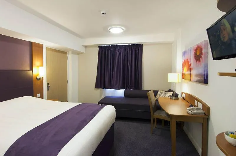 Premier Inn Belfast Titanic Quarter Hotel
